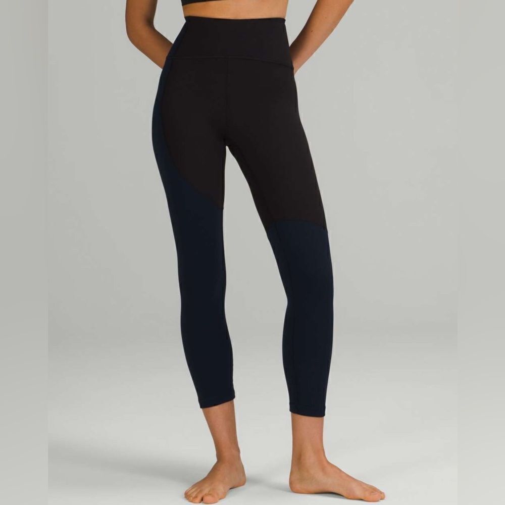 Lululemon Nulu Colour Block High-Rise Crop 23" Black / True Navy Size 4